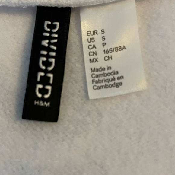 Divided H&M Pepsi White blue Red Long Sleeve Cropped Front Zip Sweatshirt Small - Picture 6 of 7